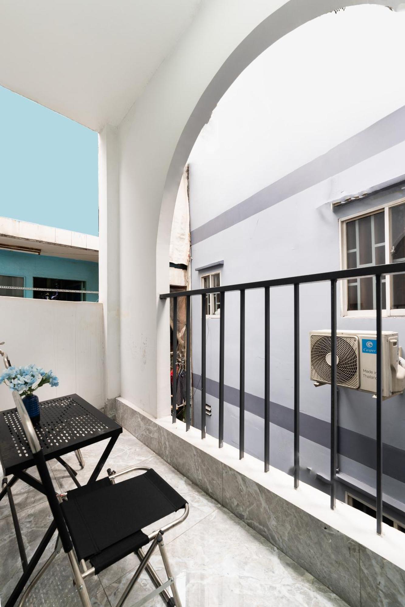 Homestay Super Cheap - Balcony & Netflix - Bui Vien Bandar Ho Chi Minh