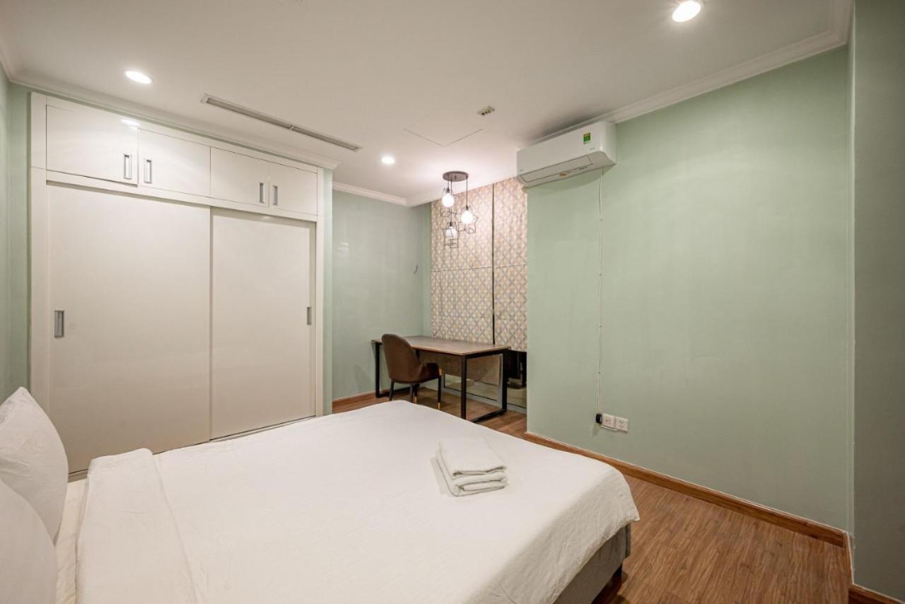 Apartment 3br Landmark 2 Vinhome Park Ho Chi Minh City