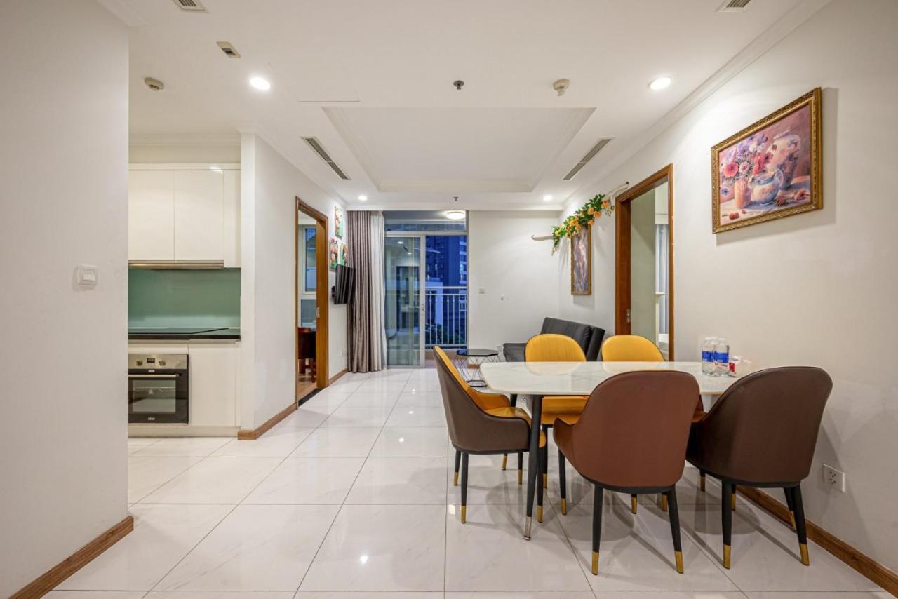 3br Landmark 2 Vinhome Park * Ho Chi Minh City