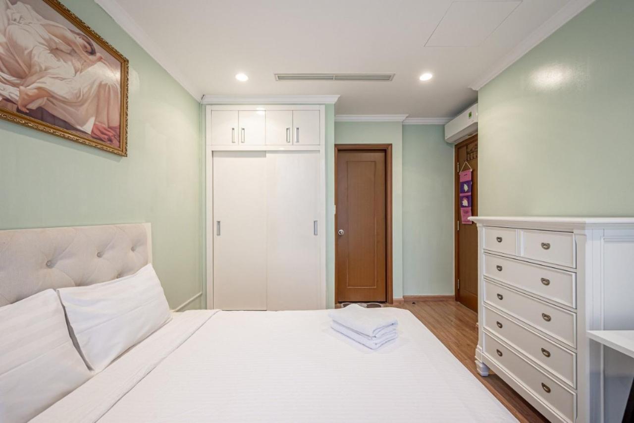 3br Landmark 2 Vinhome Park Apartment *
