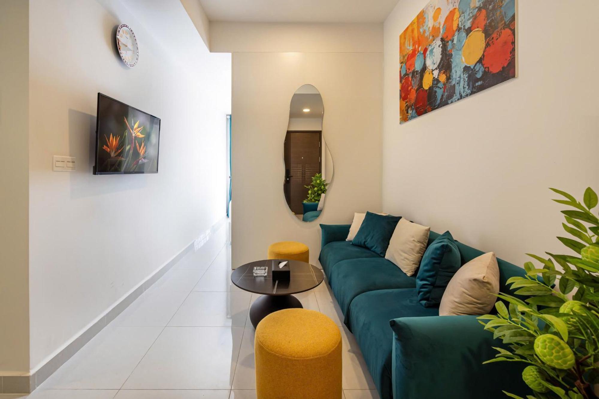 Apartment Aris Soho Balcony Saigon District 1 *