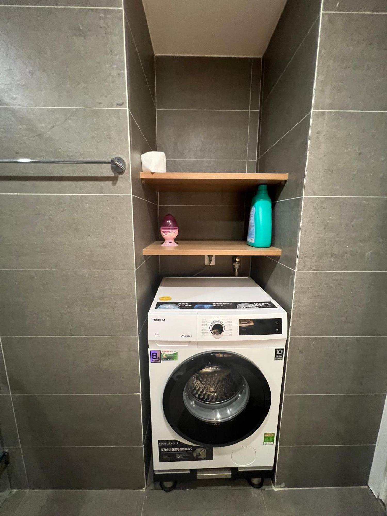 Apartment Serviced At Republic Plaza - Pool & View, Near T3 Airport Tan Son Nhat Ho Chi Minh City