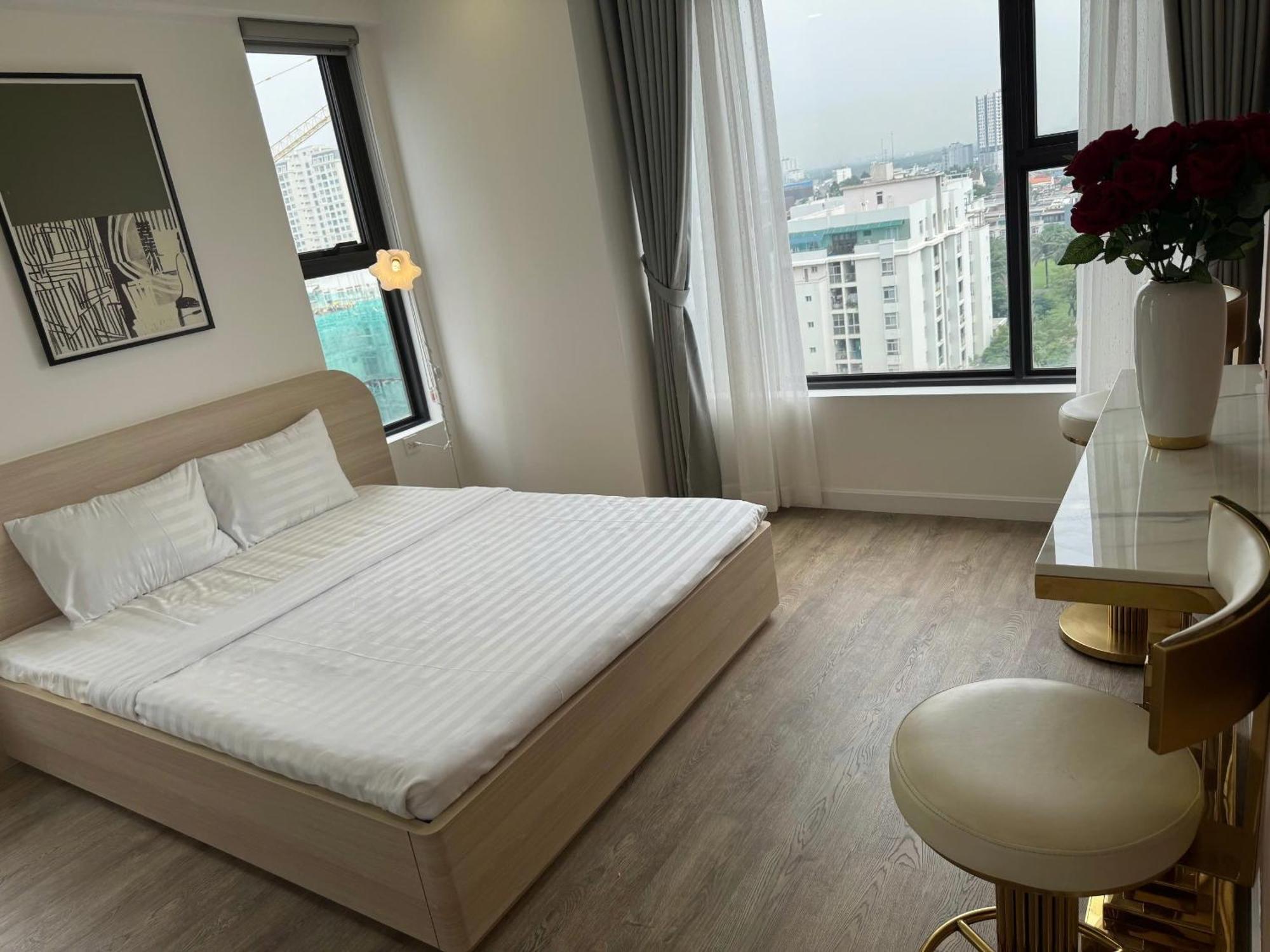 Hung Phuc Premier - Near Secc - 3 Br Ho Chi Minh City