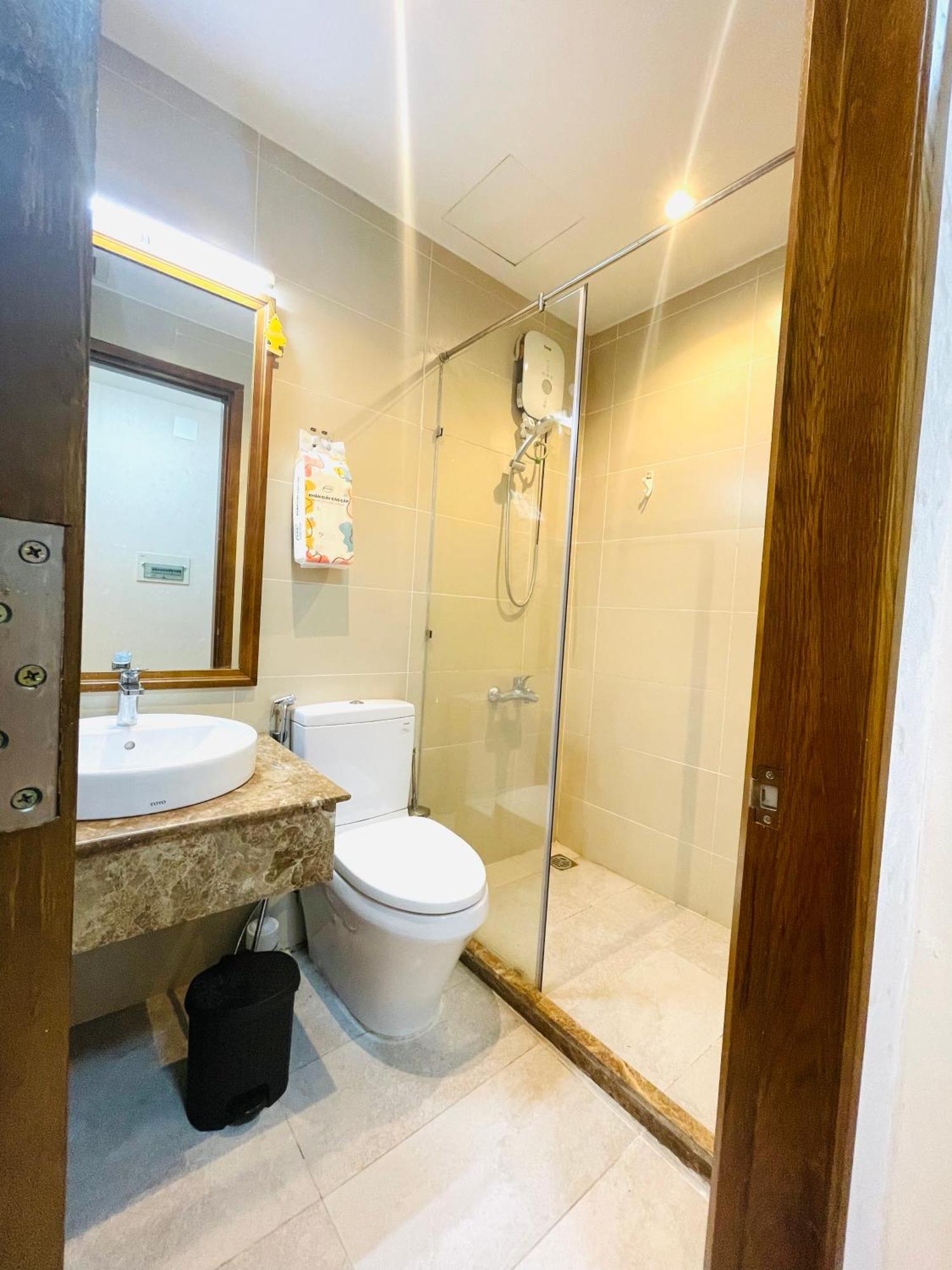 Apartment Ho Sky Center Cach San Bay 5p