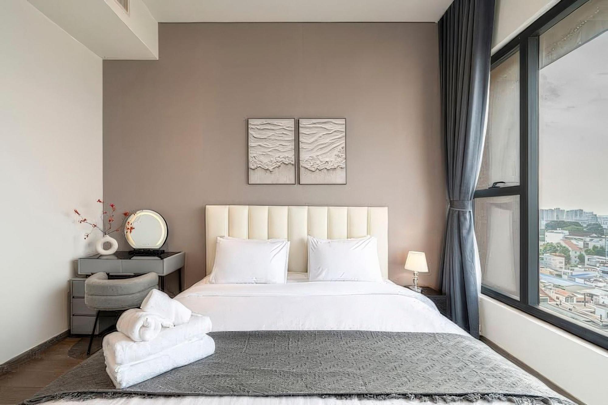 Apartment Modern Apartment The Marq D1