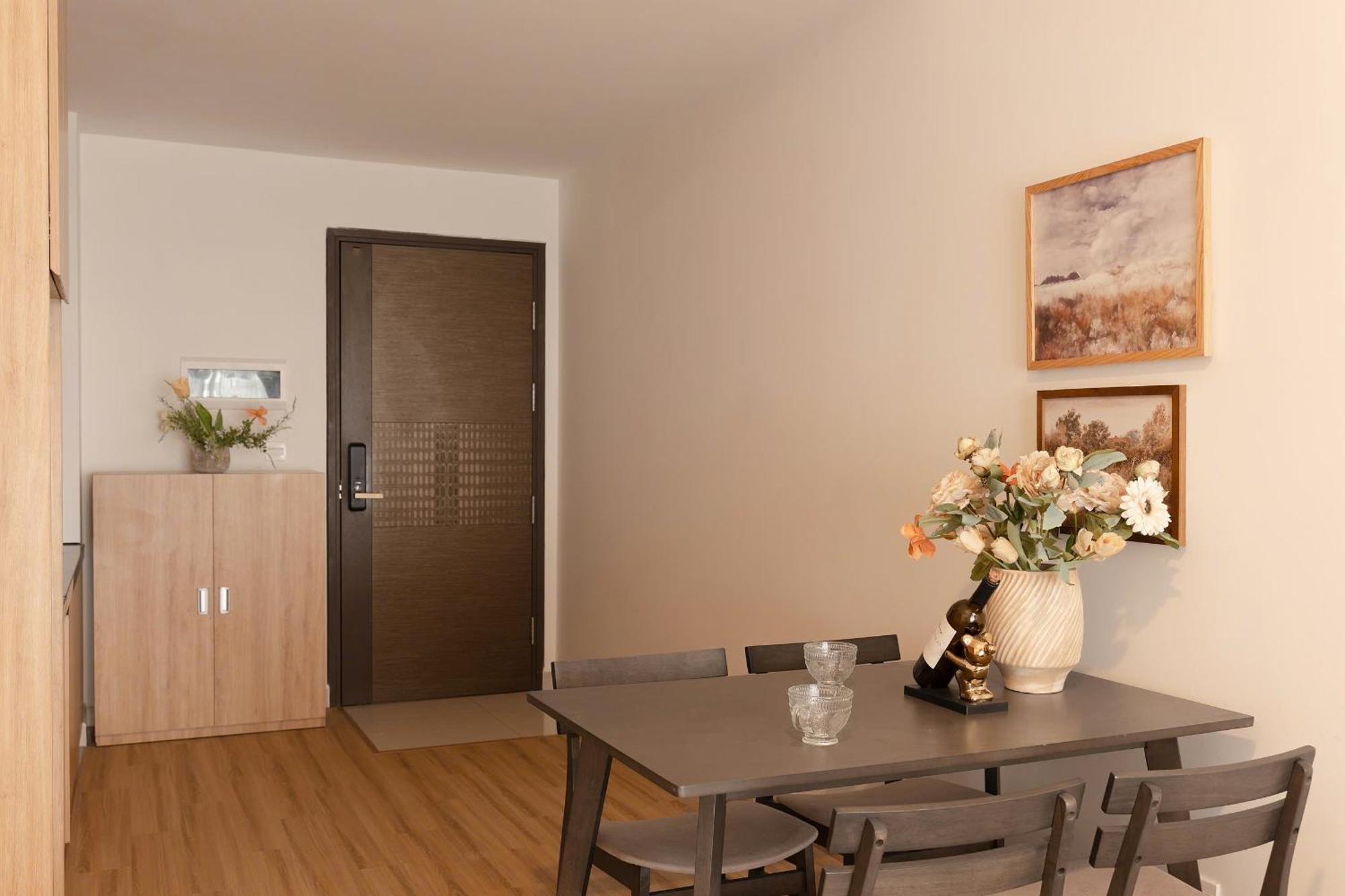 Apartment Aris Soho Balcony Saigon District 1