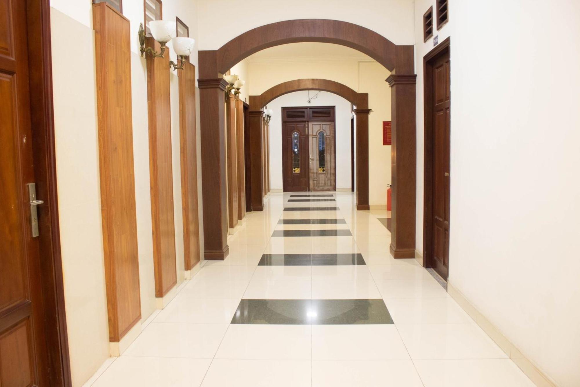 Hoa Phat & Khách sạn hẻo lánh 3*