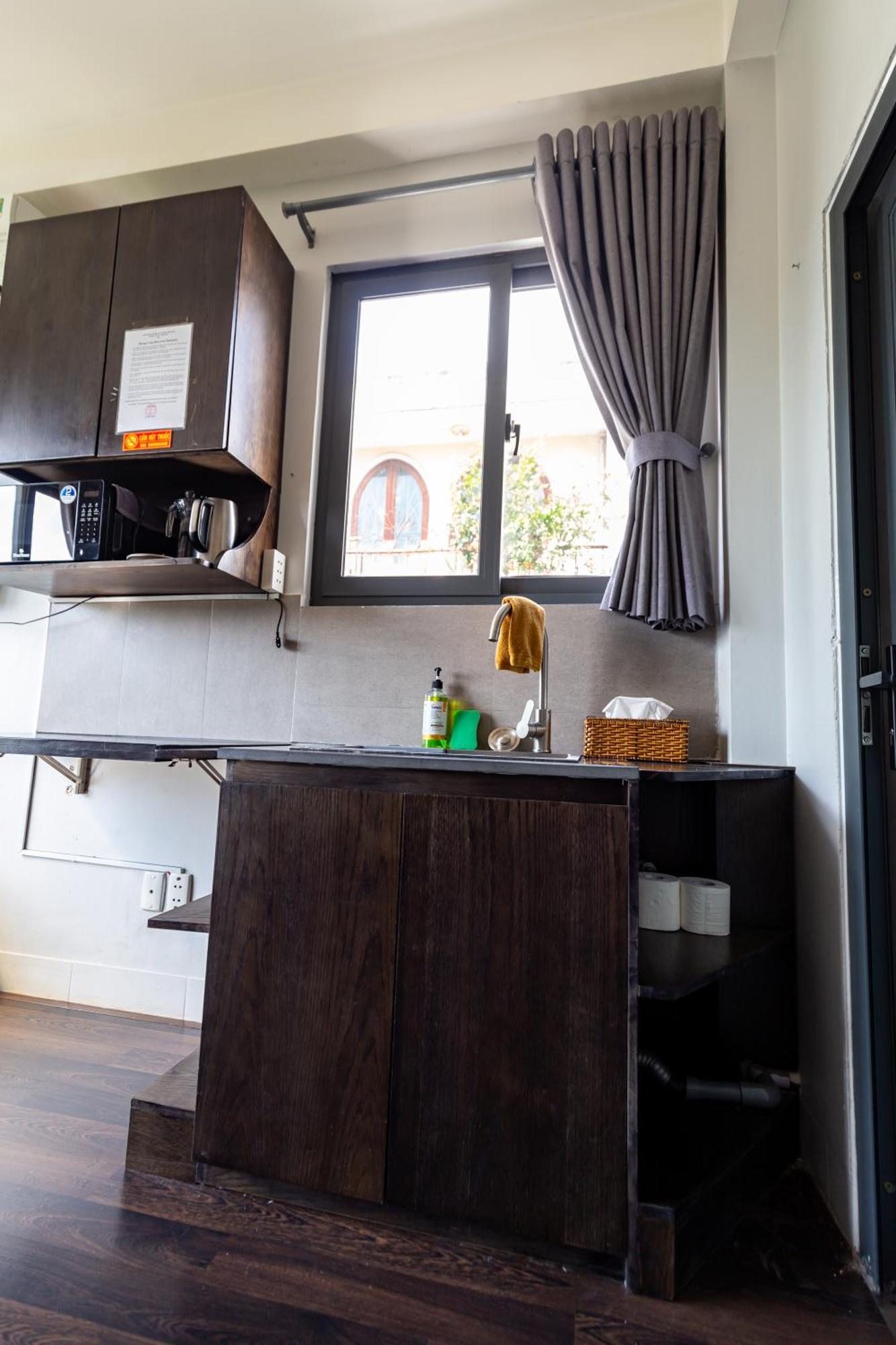 Cozy Riverview Of Livinginn Apartment *