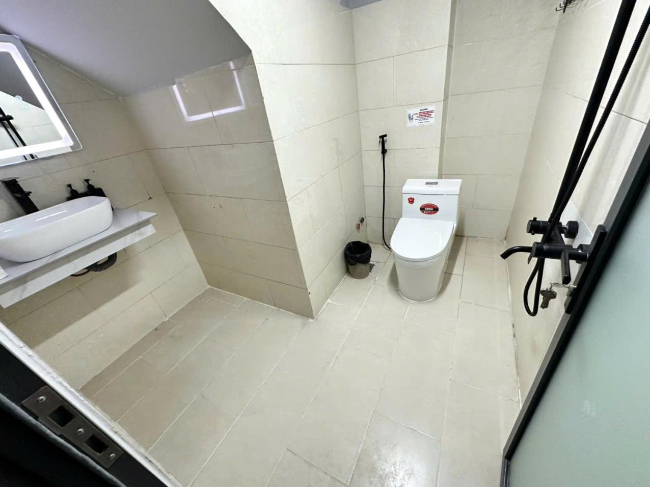 Zenhomestay - Truong Son, Quan 10 *