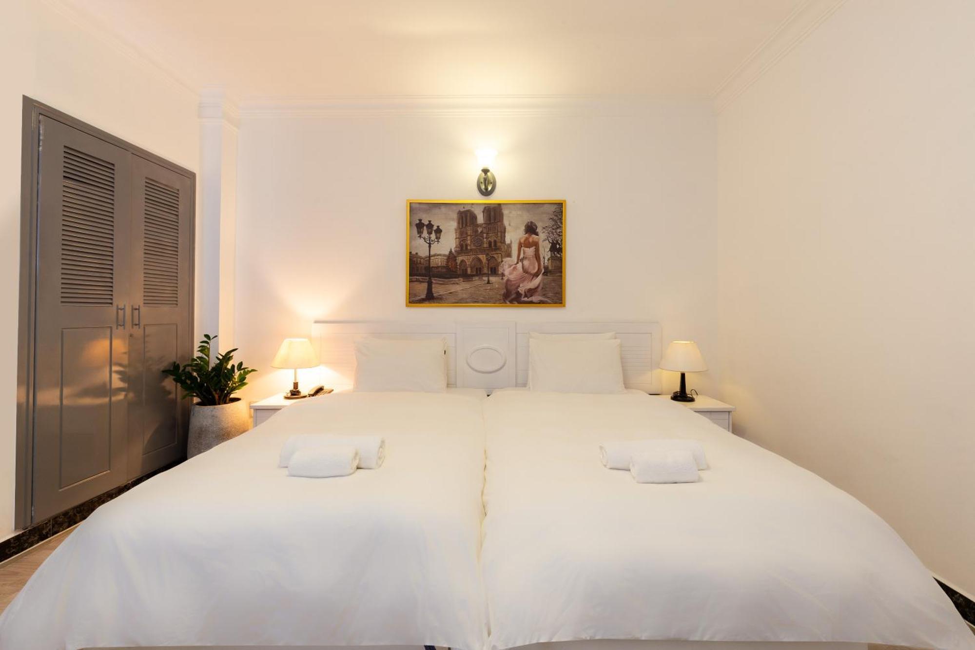 Hotel Premium Lumiere Ho Chi Minh City