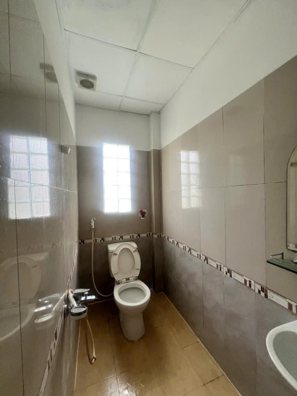 Aparthotel Khach San Doan Gia