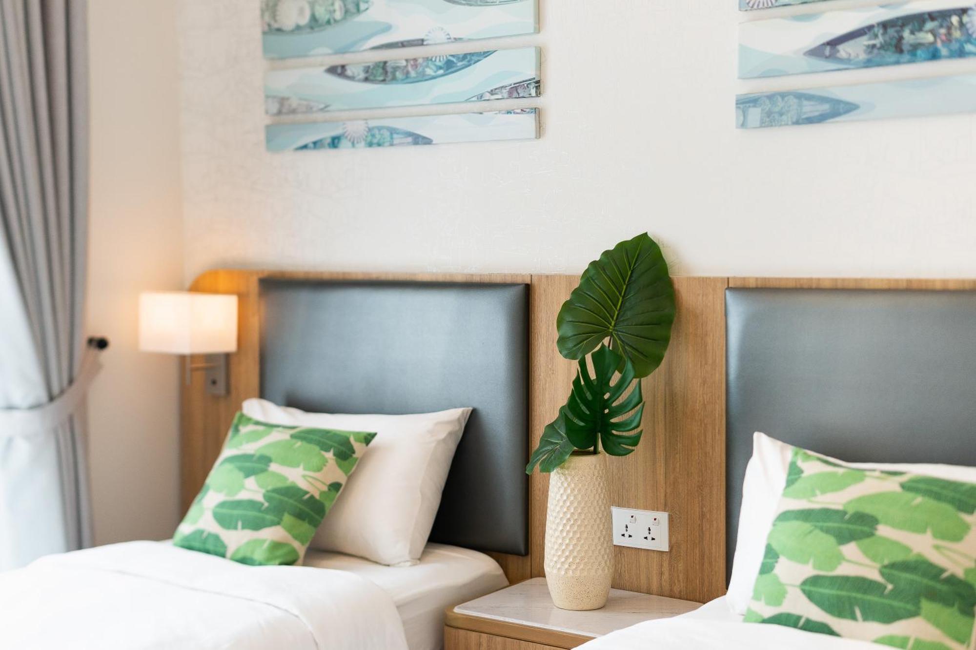 Modern District 1 2br&3br D1&zenity Outdoor Jacuzzi Pool Ho Chi Minh City