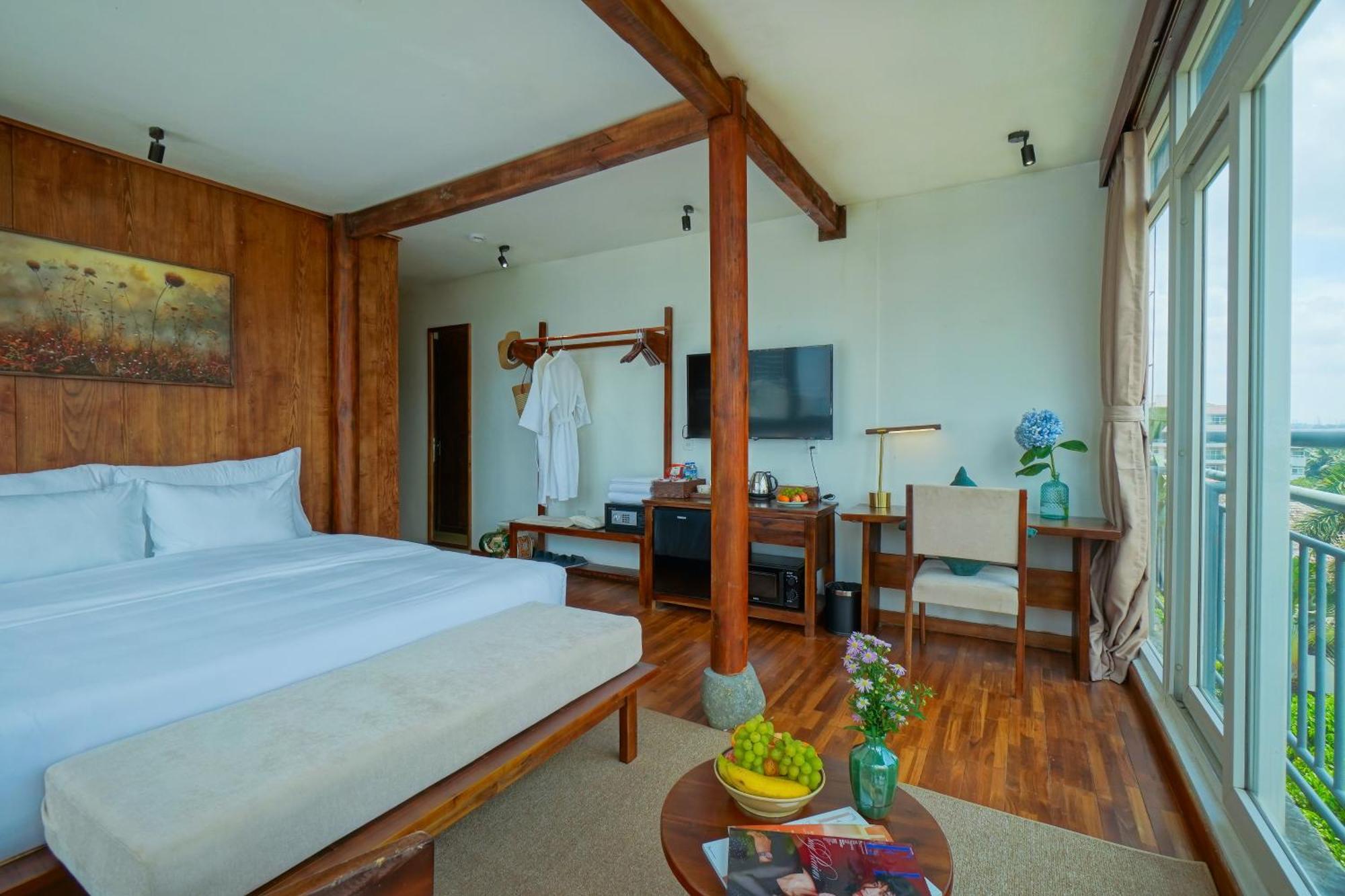 Nexus House Lang Bao Chi Hotel 4*