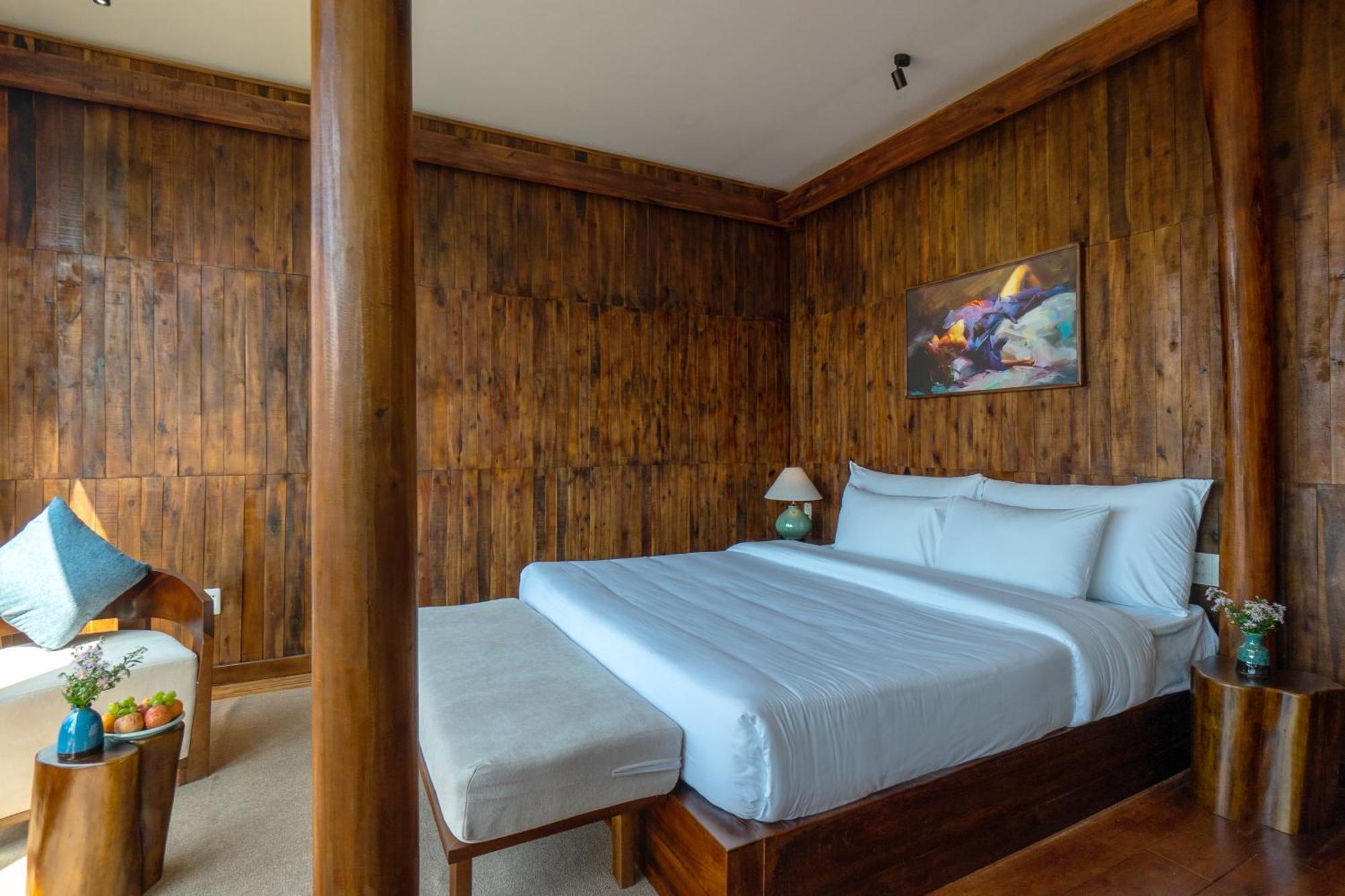 Nexus House Lang Bao Chi Hotel 4*