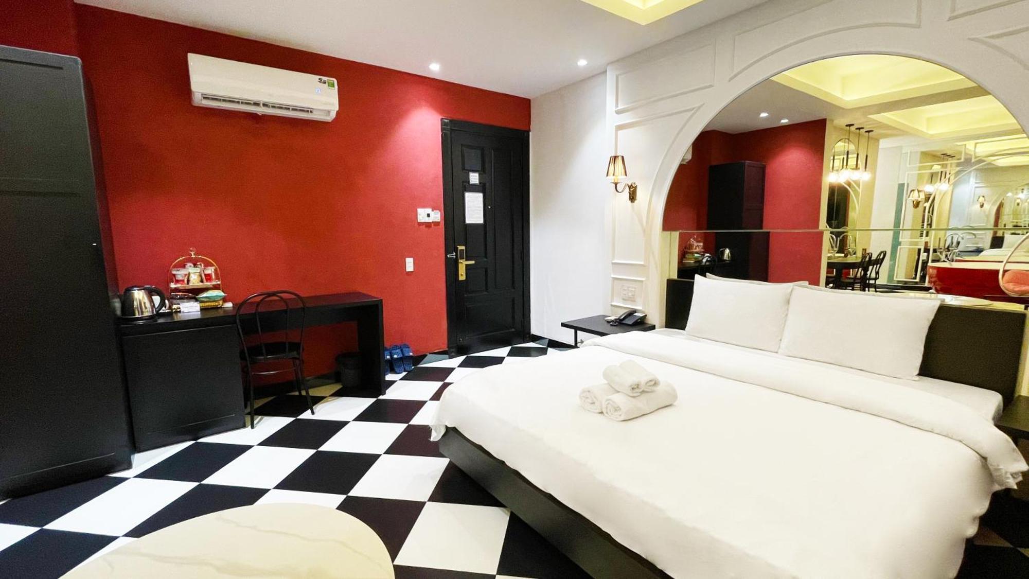 A In Atistar Hotel 2*