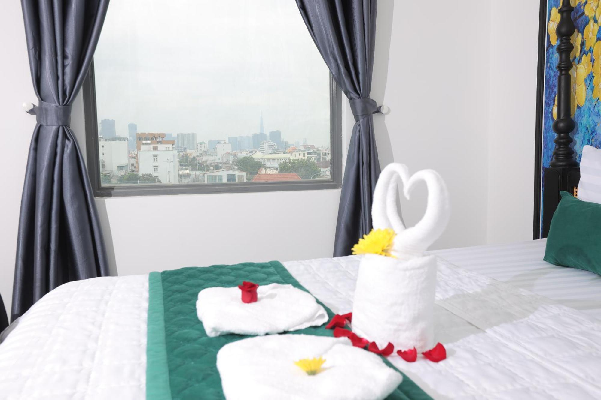 Phu Gia 228 Le Luong * Ho Chi Minh City