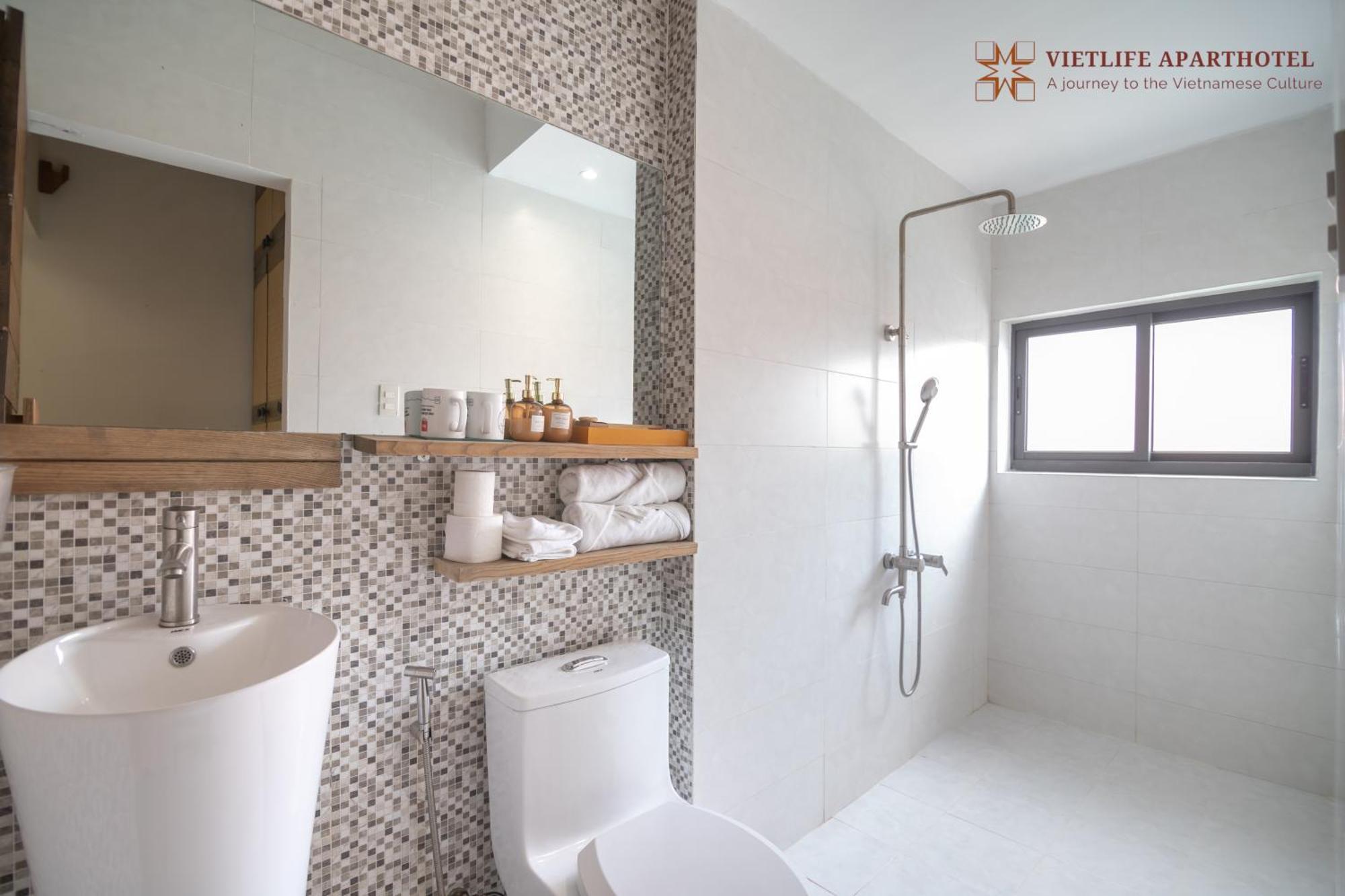 Viet Life & - Free Conference & Cinema Hotel 3*