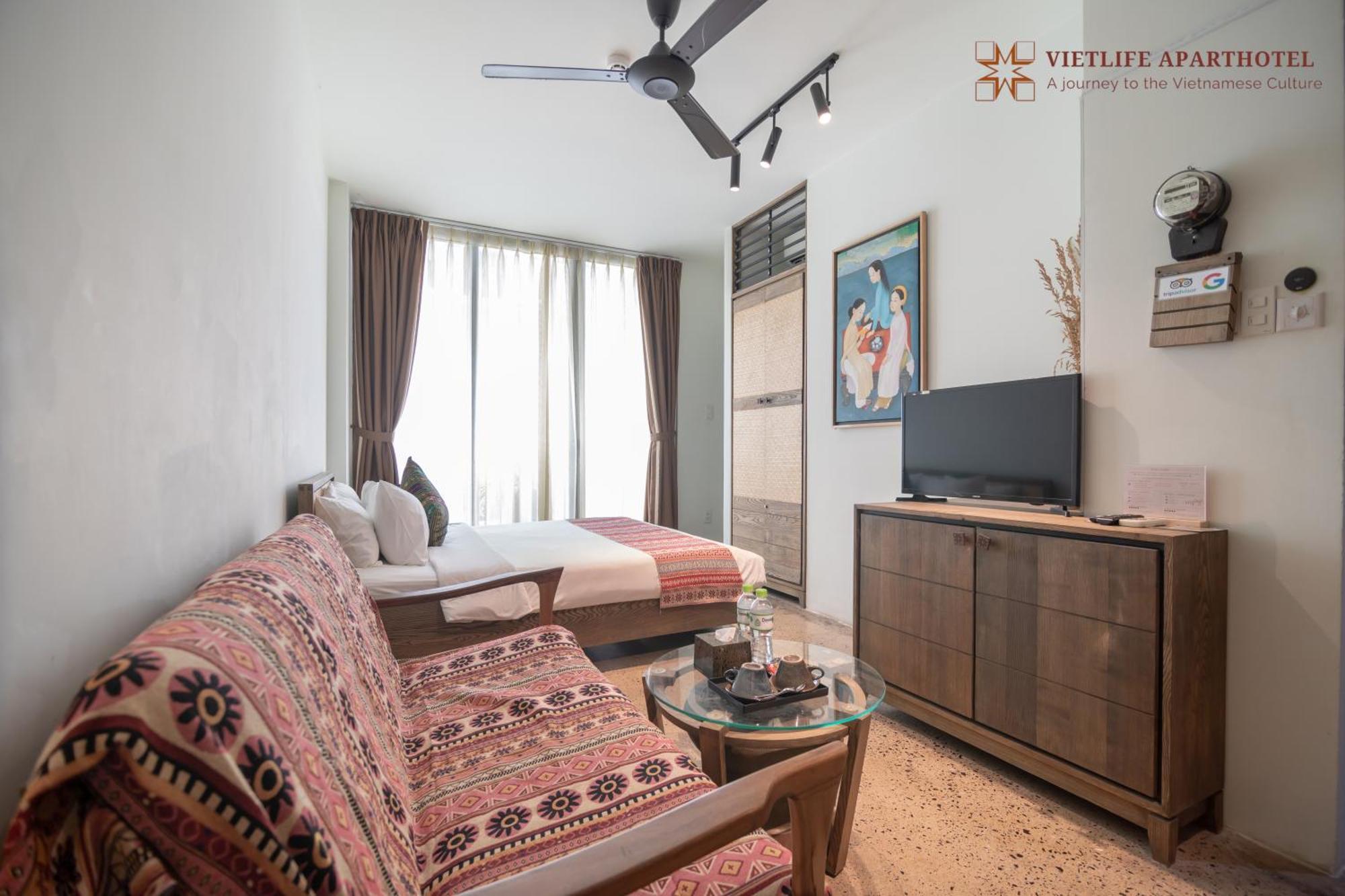 Viet Life & - Free Conference & Cinema Hotel 3*