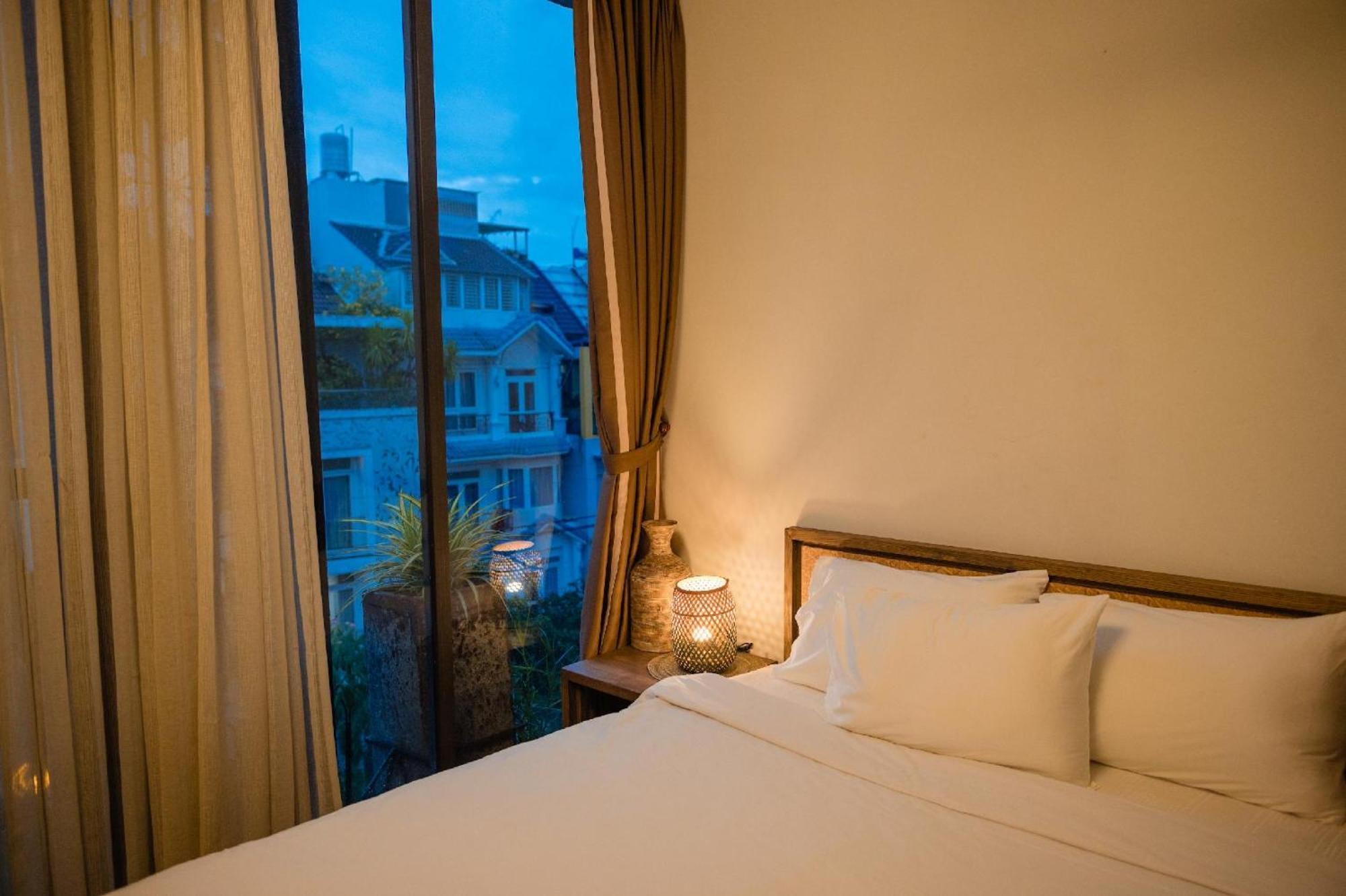 Viet Life & - Free Conference & Cinema Hotel 3*