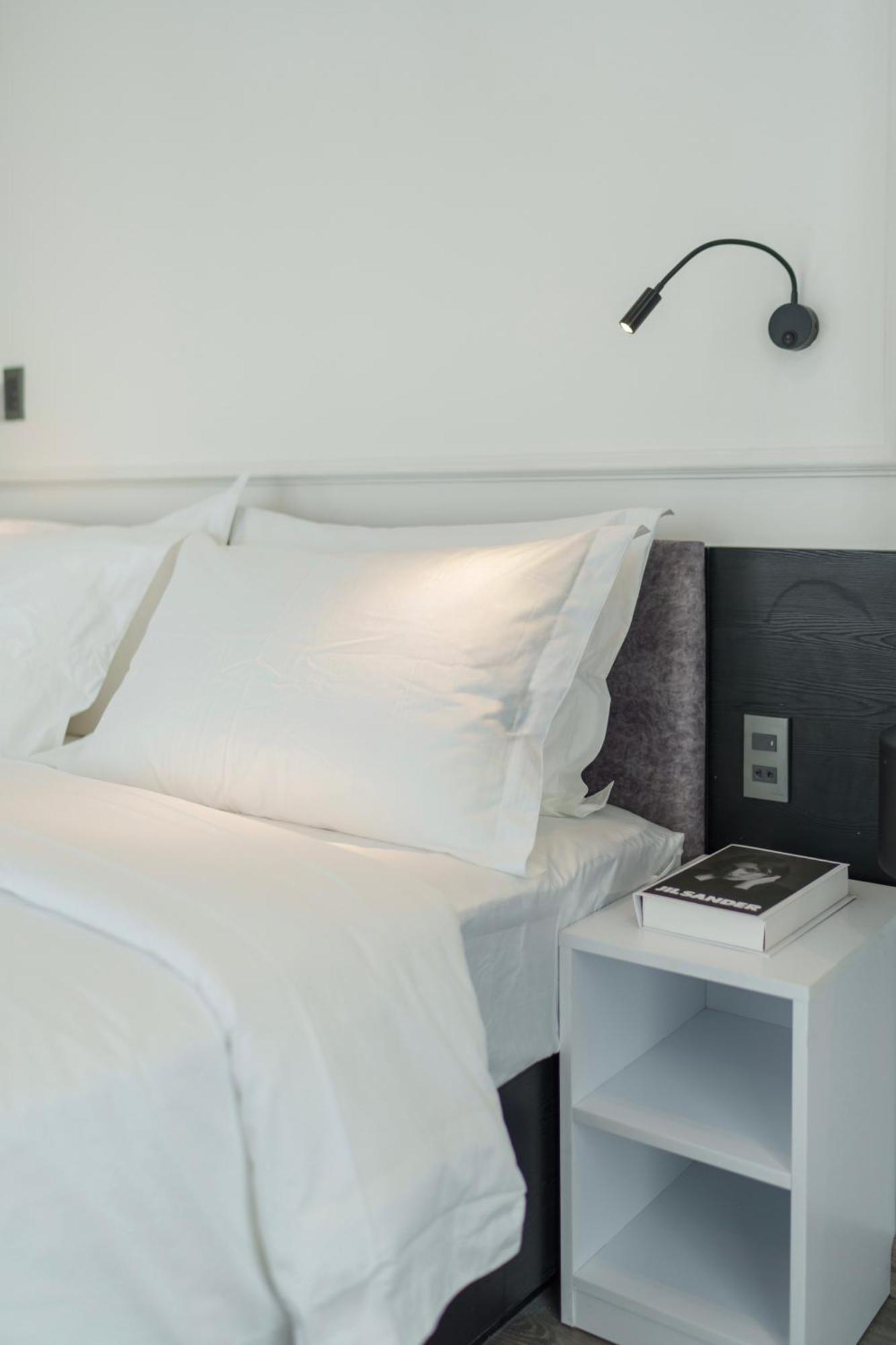 Hotel Cityhouse- El Pino Realm At Metro Ben Thanh Market 4*