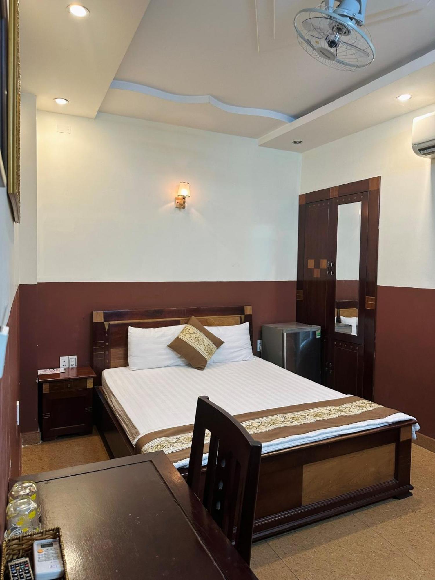 Hotel Hung Phat Tan Phu