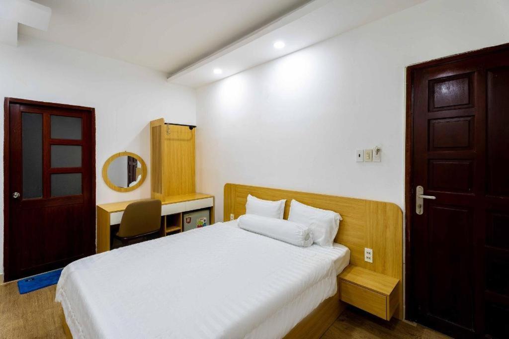 Tuan Viet Dinh Tien Hoang Ho Chi Minh City