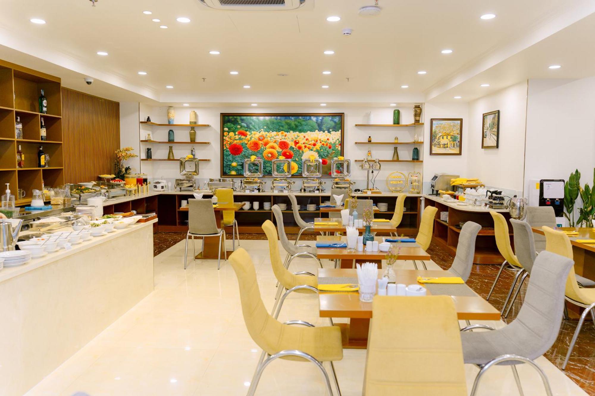 Hotel Dahlialand Saigon & Swimming Pool