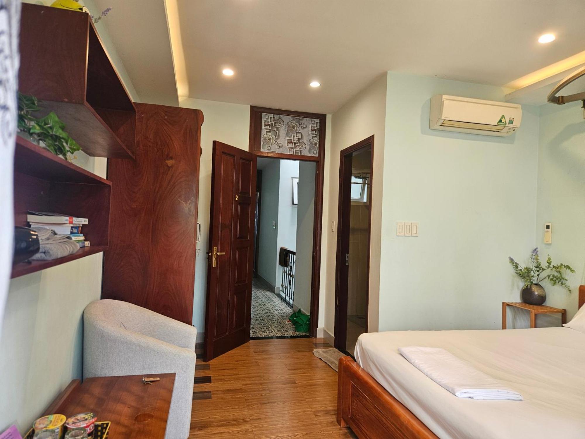 Sam's House Homestay *