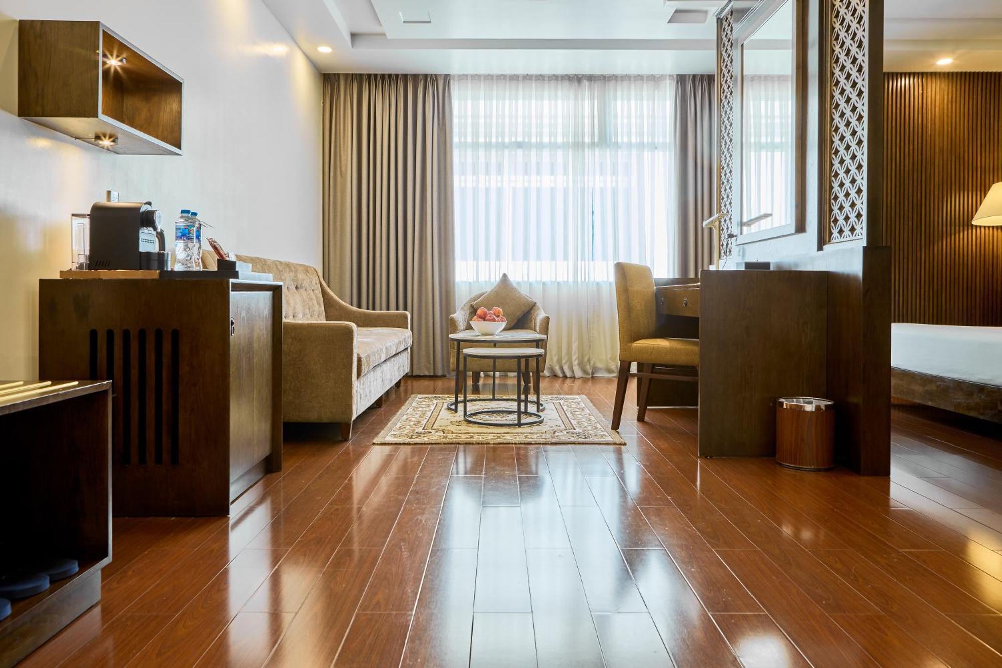 Kin Thi Sach 4* Ho Chi Minh City