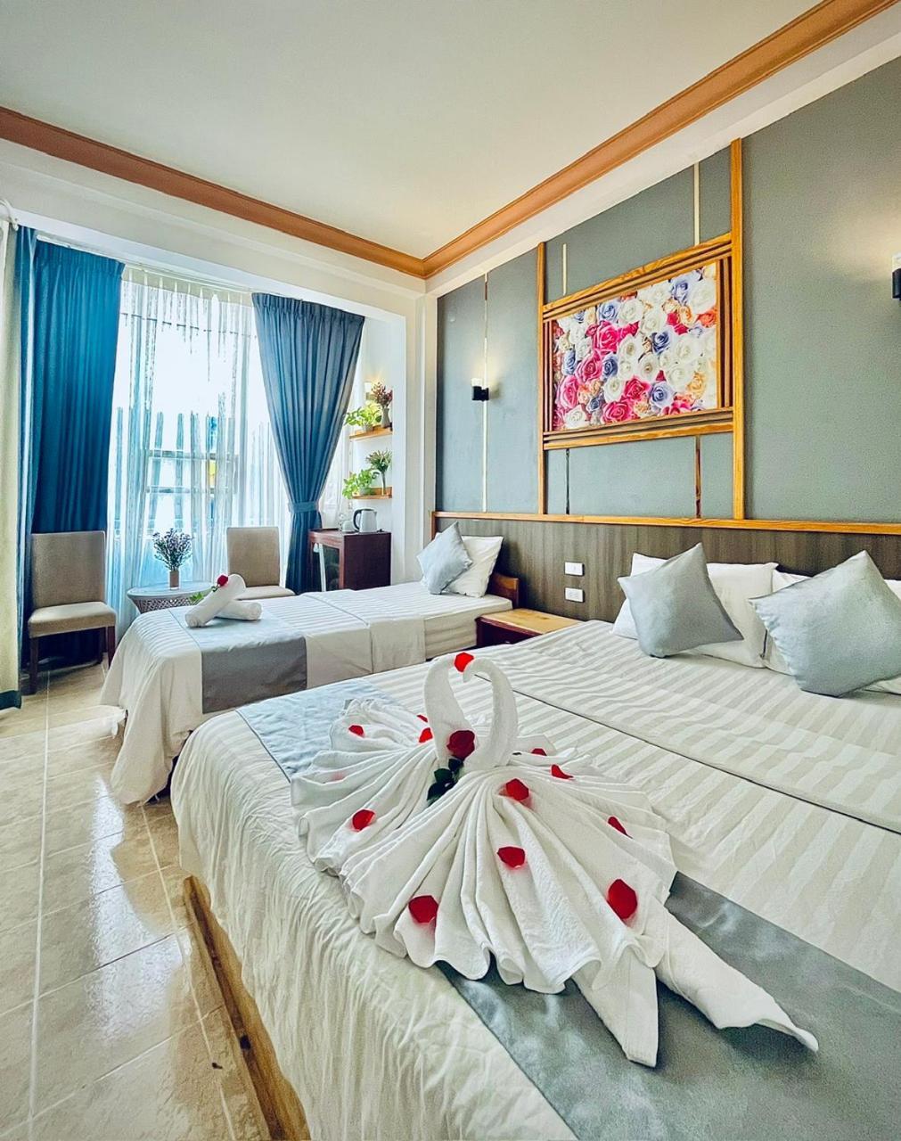 Na Nue * Ho Chi Minh City