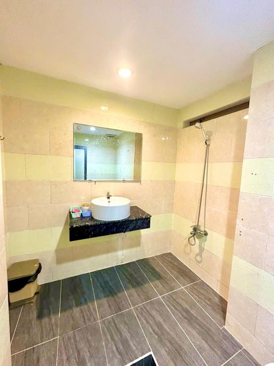 Aqua Hoa My TP. Hồ Chí Minh