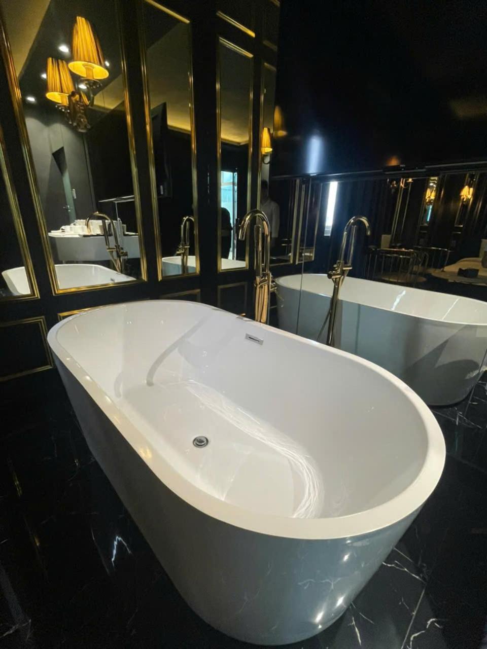 Hotel A In Atistar 2*