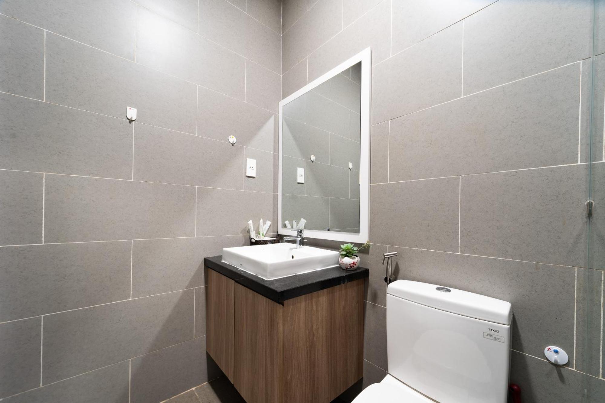 Daisyhouse Center Hotel *