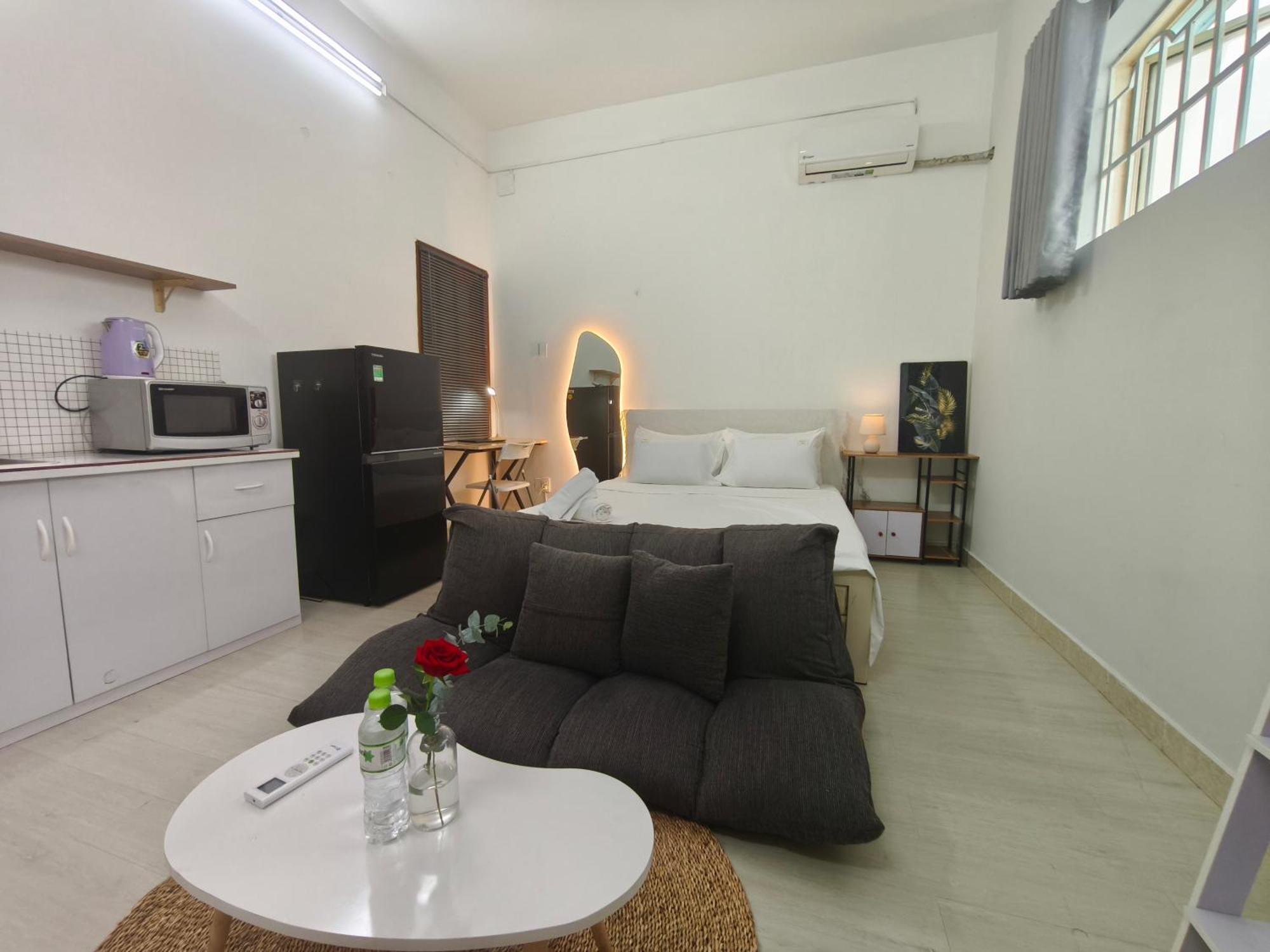 Serenity River Saigon Apartment *