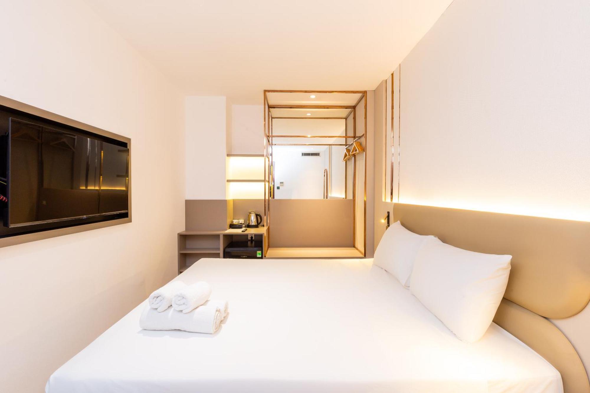 Hotel The Luxury Mays