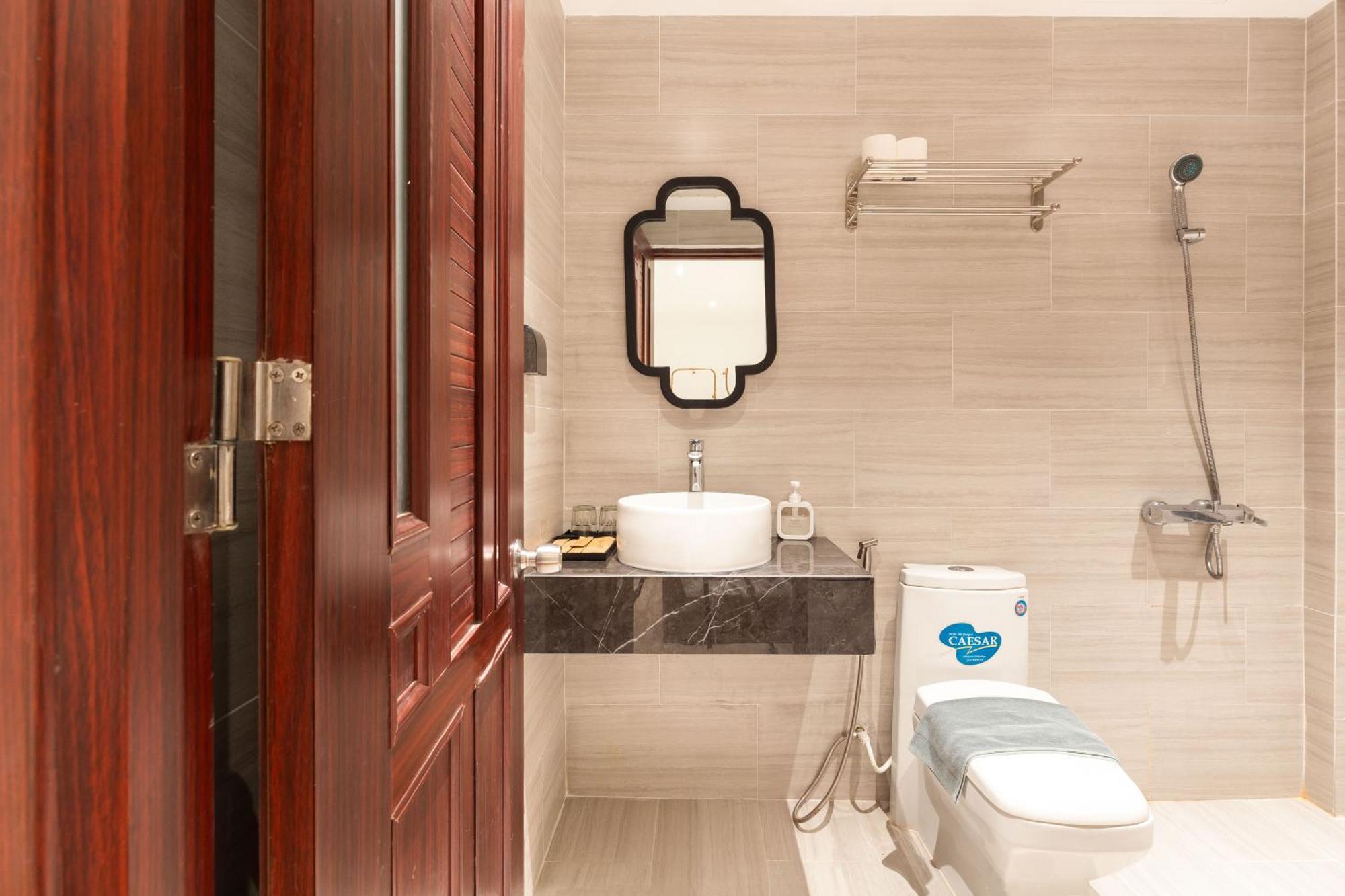 Hotel The Luxury Mays