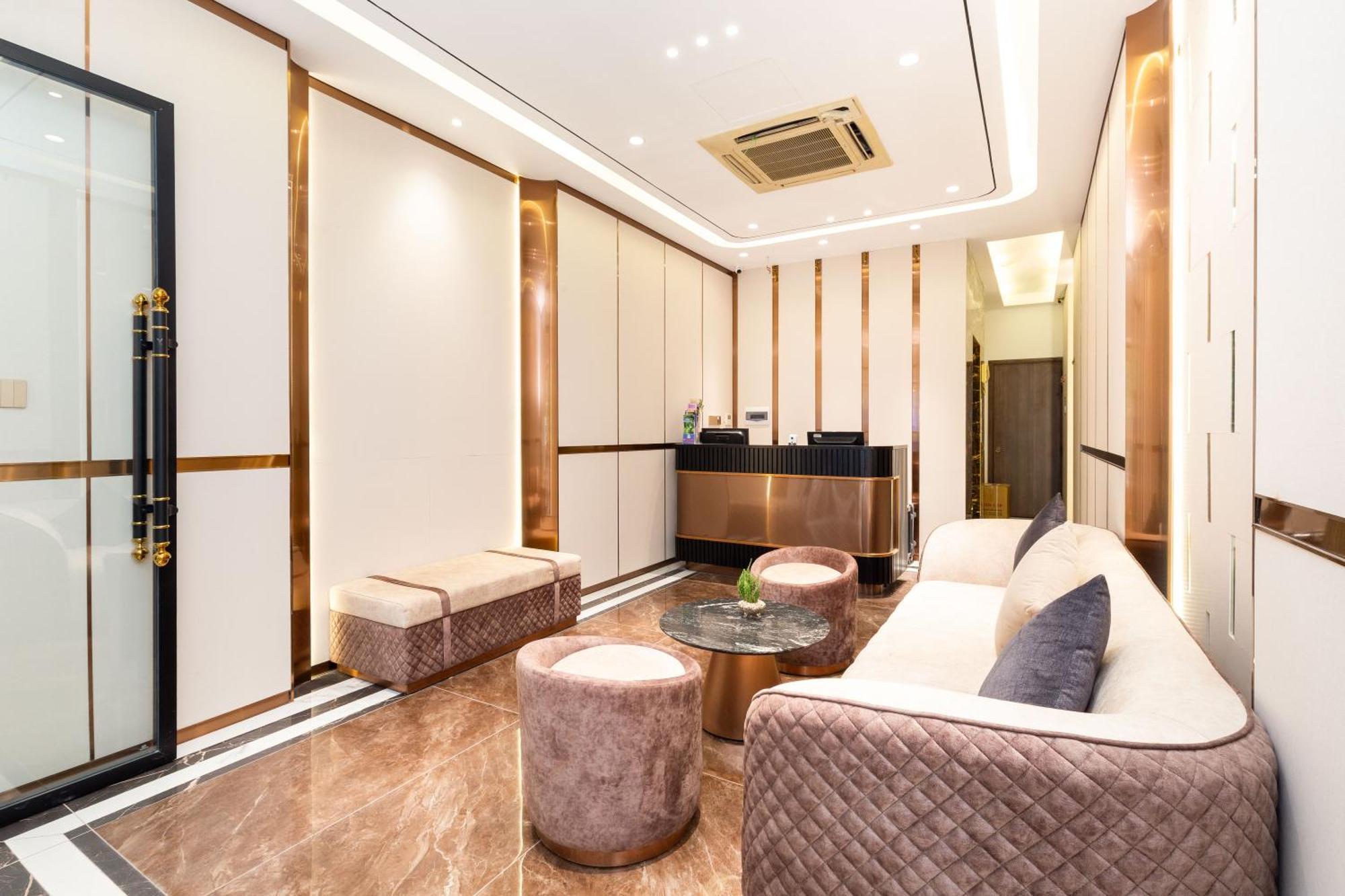 Hotel The Luxury Mays