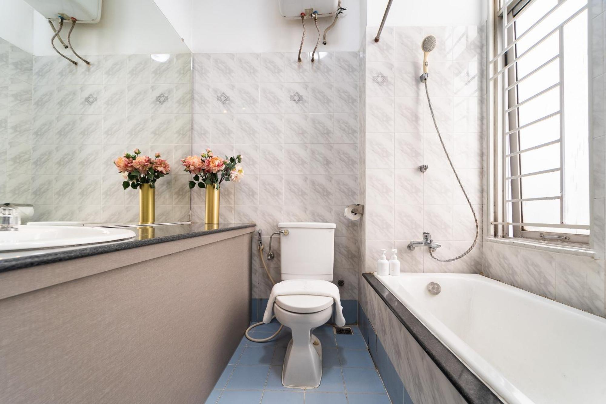 Mia Hotel & Cafe - Free Laundry Ho Chi Minh City