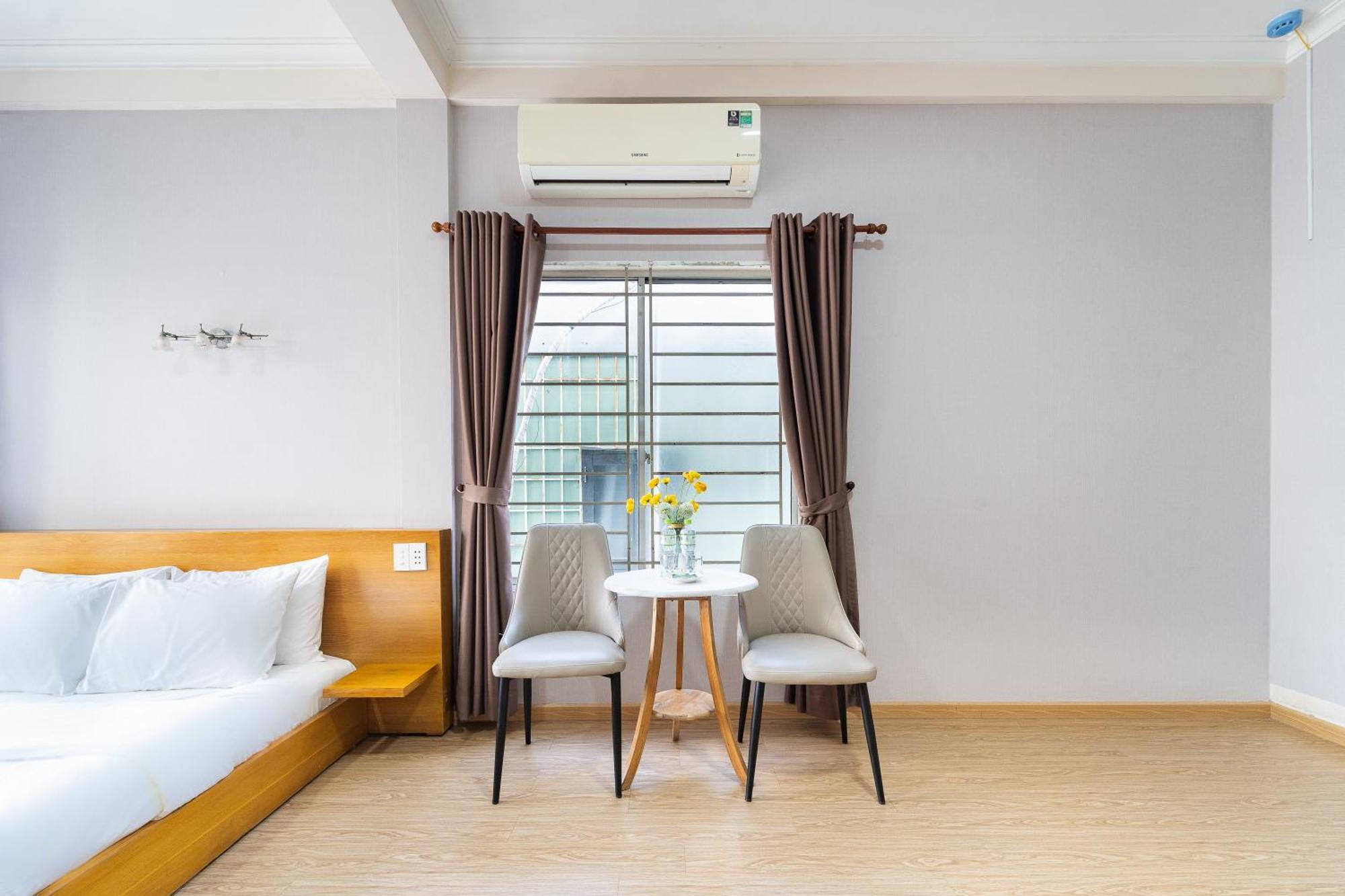 Mia Hotel & Cafe - Free Laundry Hotel