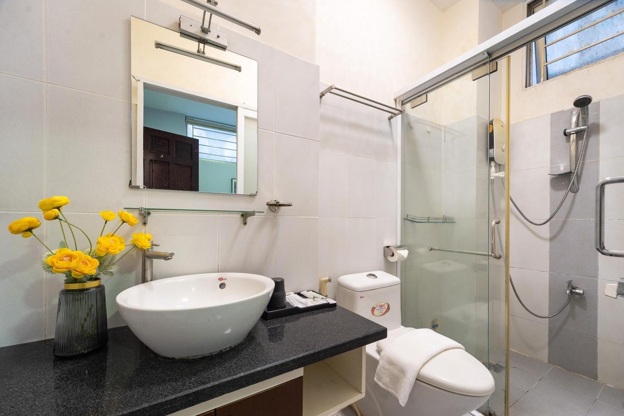 Mia Hotel & Cafe - Free Laundry Hotel Ho Chi Minh City