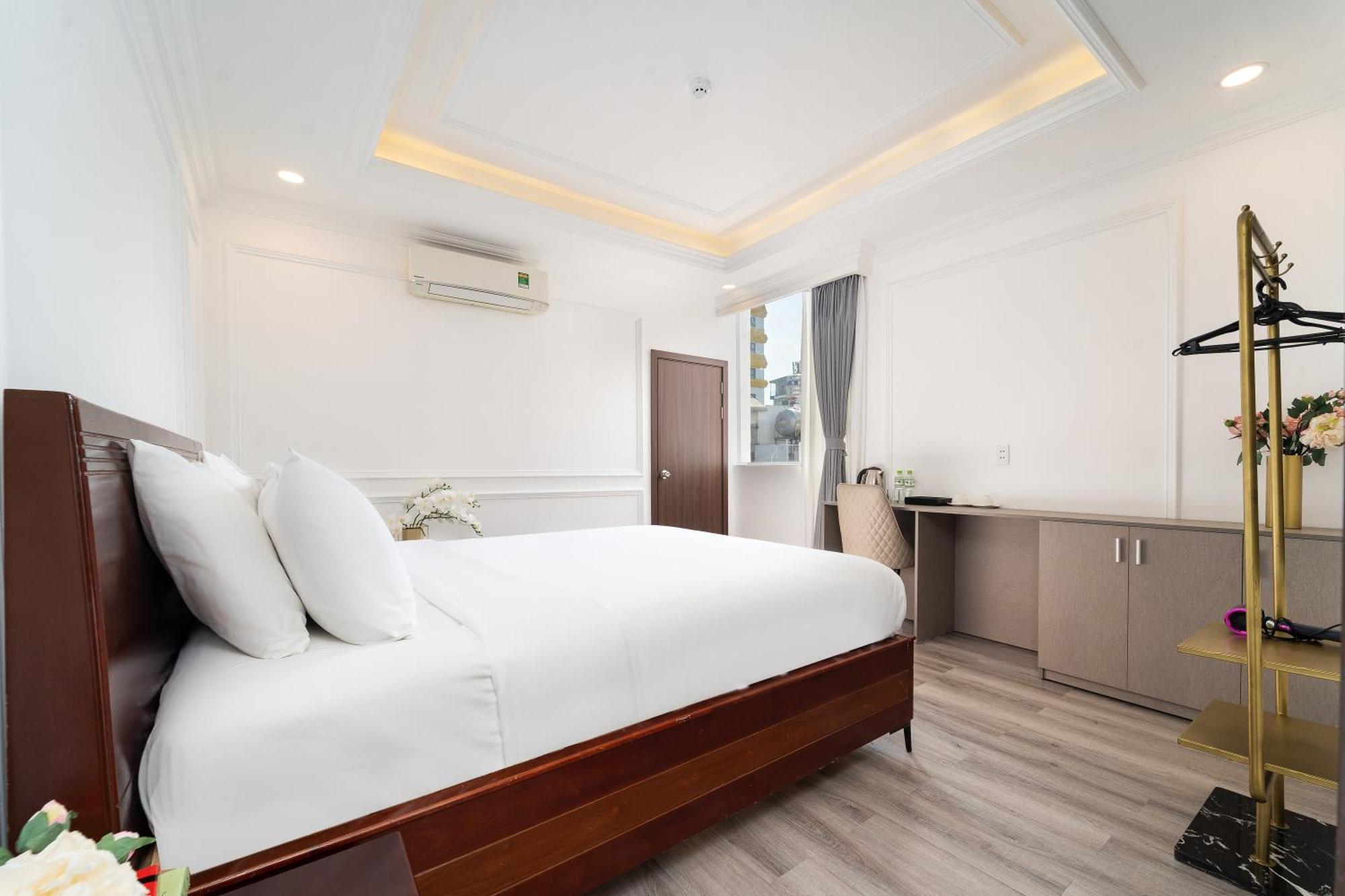 Mia Hotel & Cafe - Free Laundry *