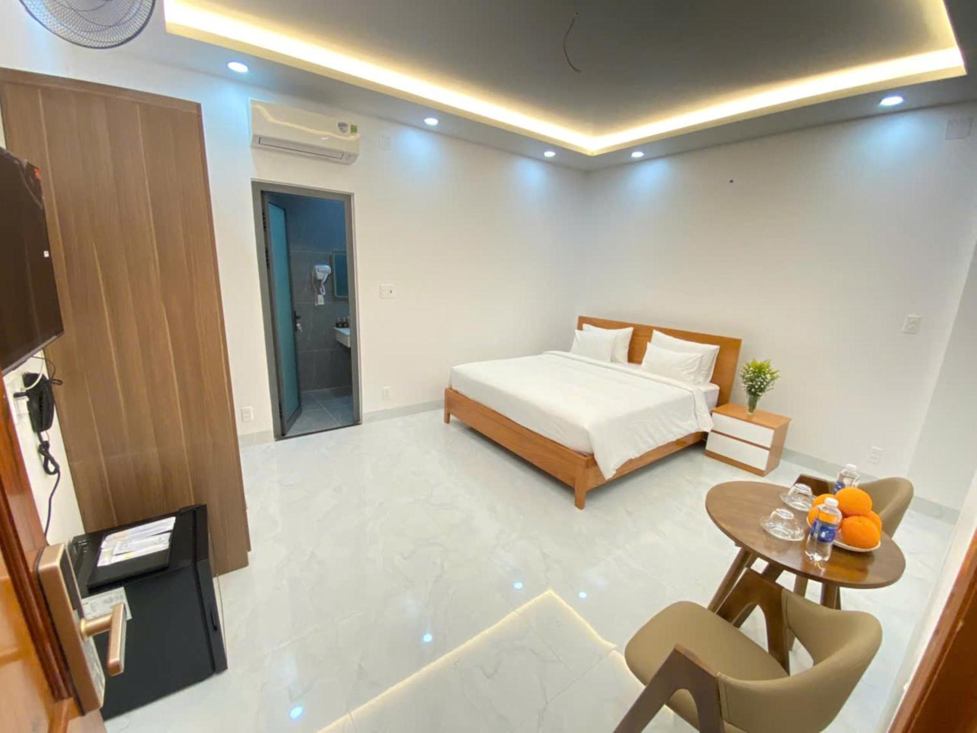 Golden * Ho Chi Minh City