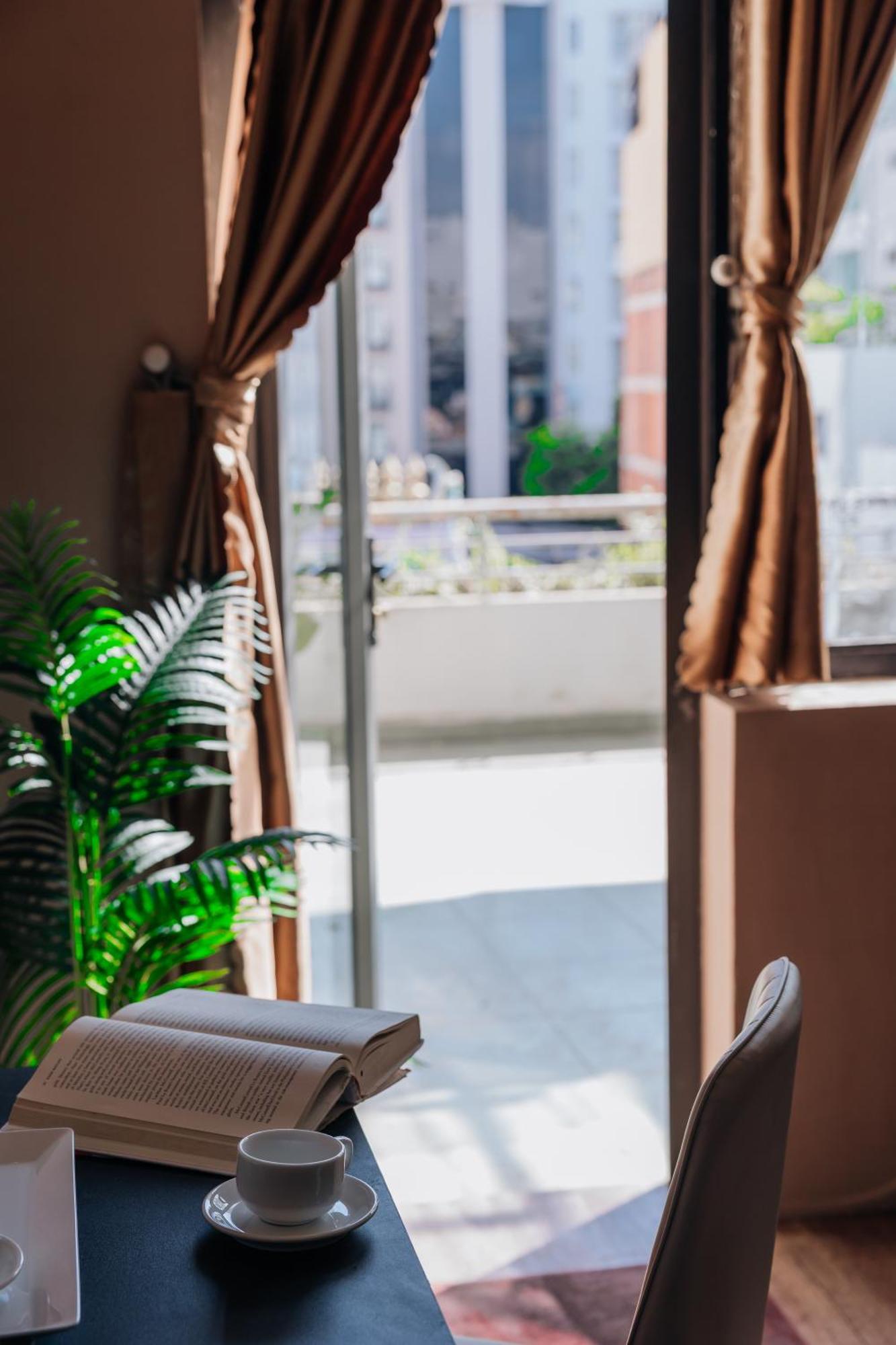 Hotel Mg Daisy Ho Chi Minh City