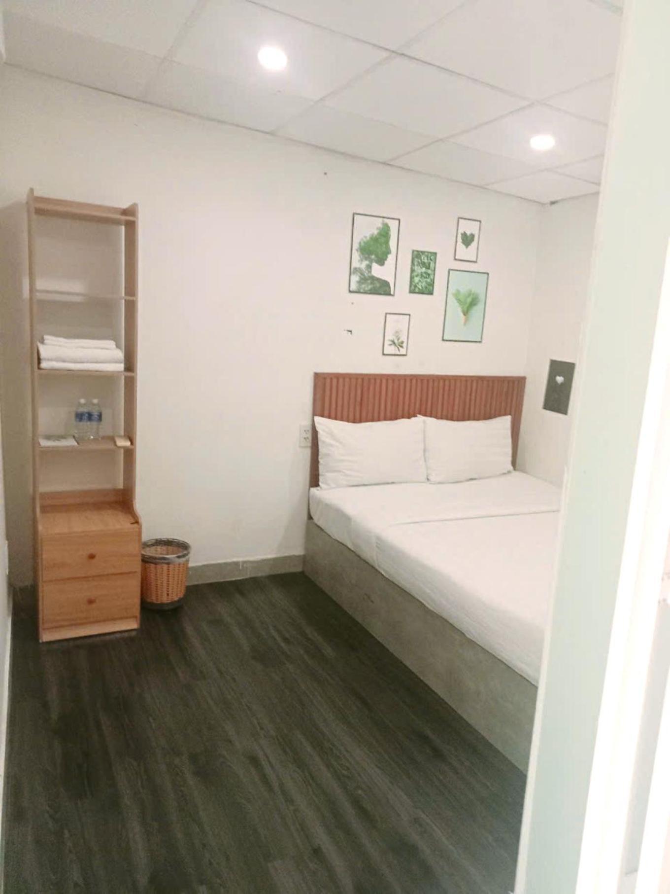 Hotel Nu - 18 Bui Vien Walkstreet *