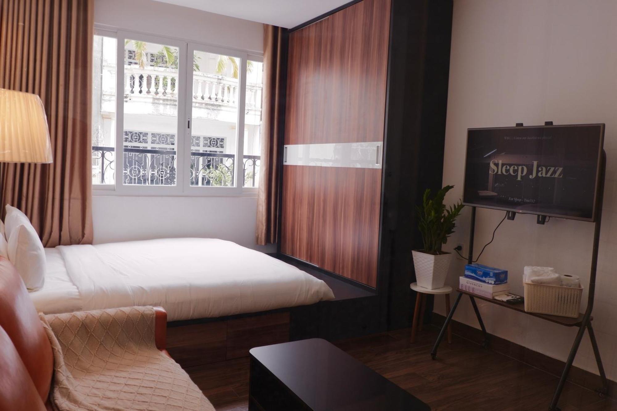 Cozy Minimalist Near Bui Vien Walking Street, District 1 * Ho Chi Minh City