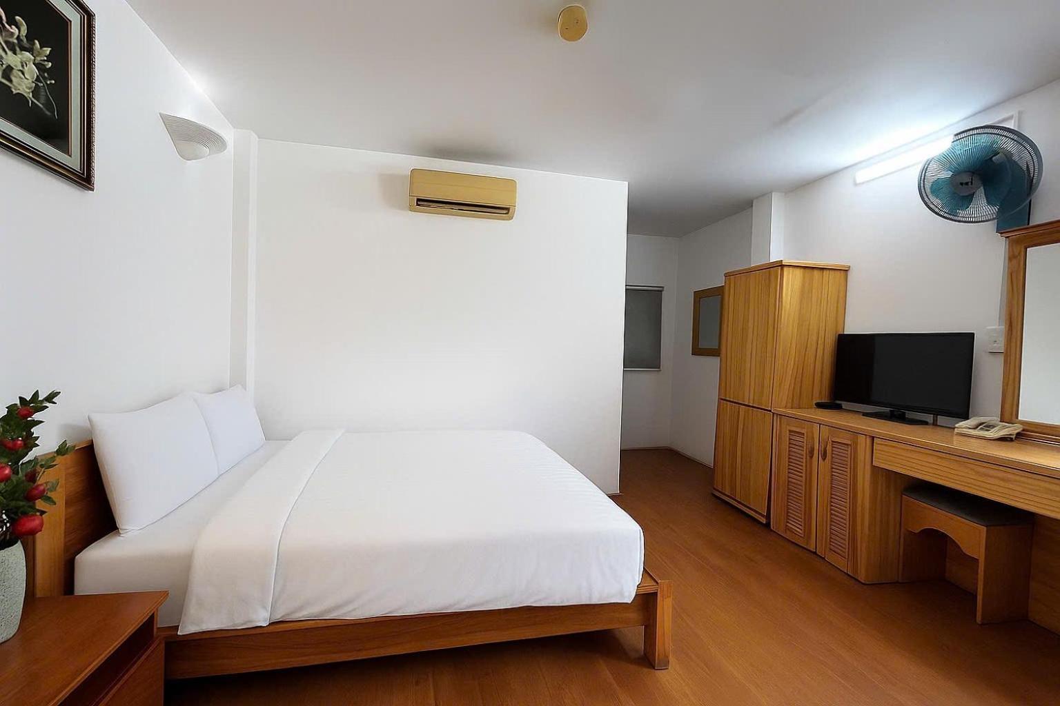 Vn Luan Vu Ho Chi Minh City