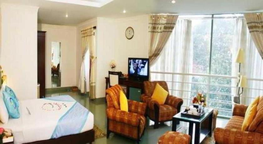 Universe Hotel 3*