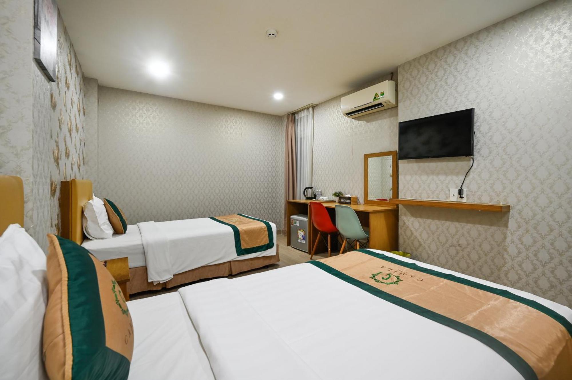 Camila Airport Hotel 3*