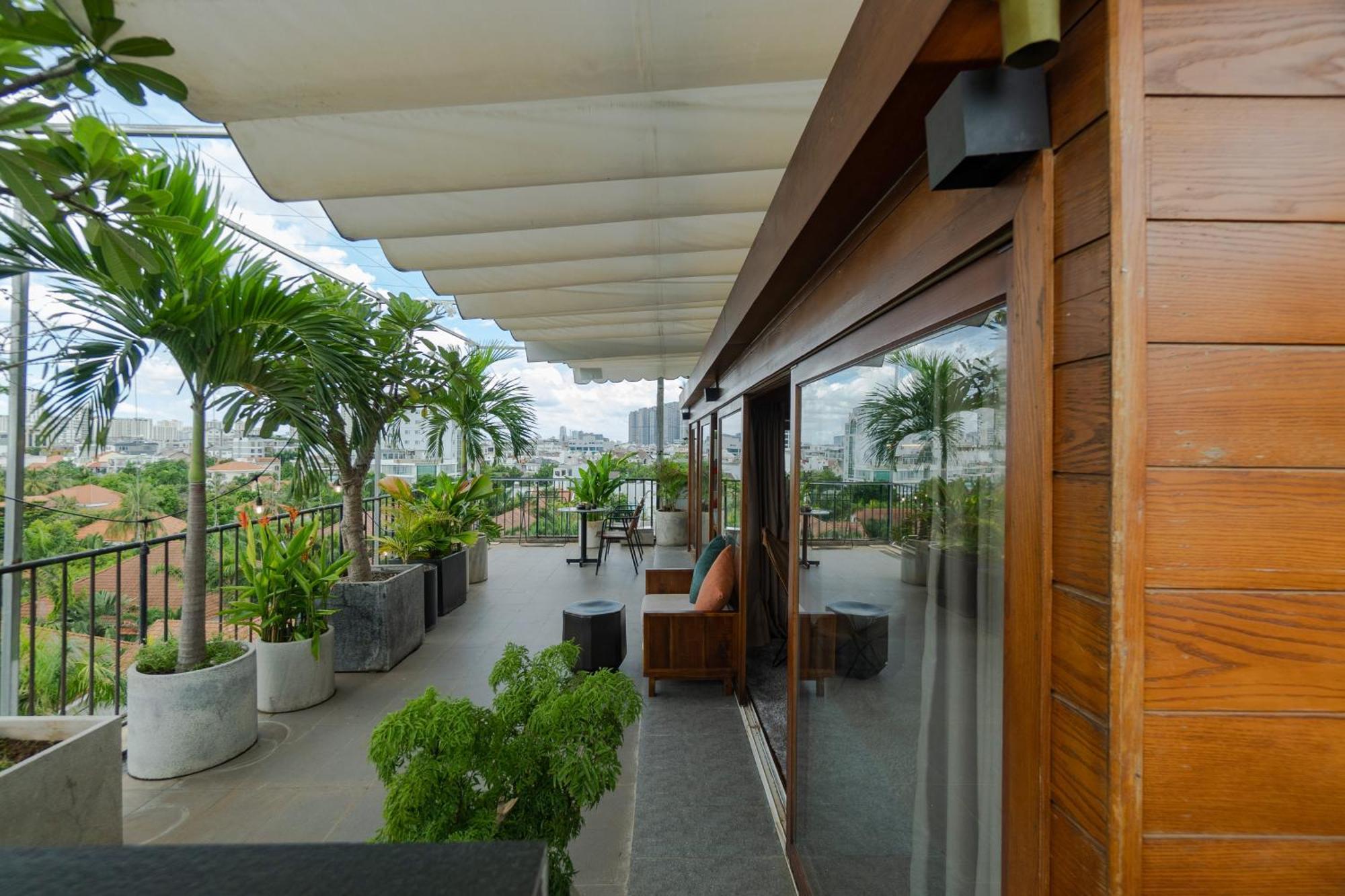 Nexus House Lang Bao Chi Hotel 4*