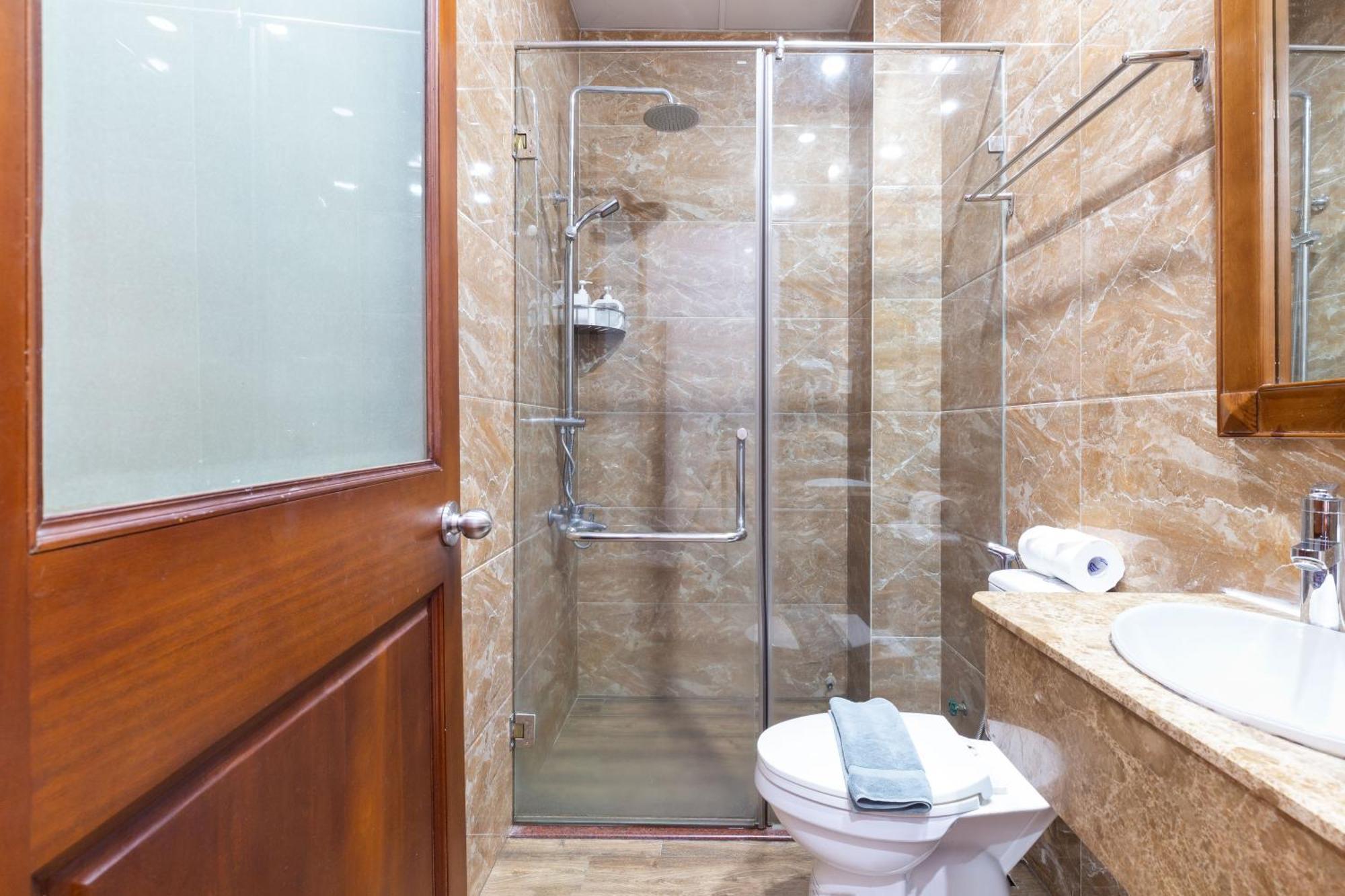 Premium Sonata Saigon Hotel 4*